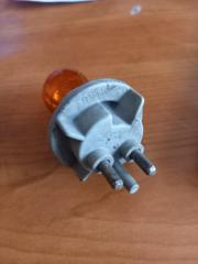 Фото запчасти патрон лампы передний Mercedes-Benz E-Class 1998 Б/У запчасть Запчасть патрон лампы передний Mercedes-Benz E-Class 1998