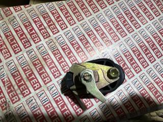 Личинка двери Vitz KSP10