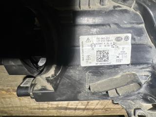 Фара левая Tiguan 5N1