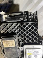 Фара левая Tiguan 5N1