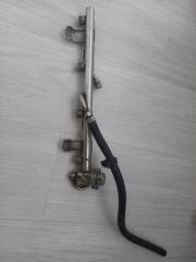 Запчасть топливная рейка Audi A4 2000