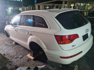 Кронштейн опоры двигателя Q7 2007 4L BAR 4.2