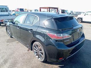 Разъем AUX CT200h 2013 ПРОБЕГ 79.000 КМ ZWA10 2ZR-FXE