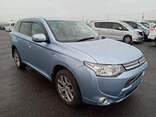 Трубки кондиционера OUTLANDER PHEV 2013 GG2W 4B11-S61-Y61