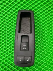 Фото запчасти блок управления стеклоподъемниками передний правый Jeep Grand Cherokee 2012 контрактная запчасть Запчасть блок управления стеклоподъемниками передний правый Jeep Grand Cherokee 2012