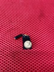 Запчасть кнопка регулировки сиденья передняя правая CADILLAC ESCALADE 2012