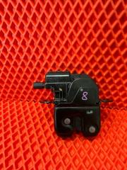 Фото запчасти замок багажника RENAULT CAPTUR 2015 контрактная запчасть Запчасть замок багажника RENAULT CAPTUR 2015