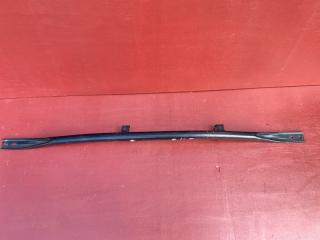 Запчасть распорка кузова PORSCHE MACAN 2017