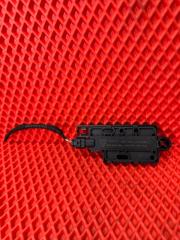 Запчасть антенна PORSCHE MACAN 2017