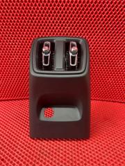 Запчасть дефлектор воздушный задний VOLVO XC40 2018 ПРОБЕГ 17302км!!!!