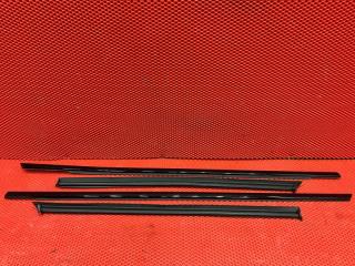 Запчасть молдинг двери передний VOLVO XC40 2018 ПРОБЕГ 17302км!!!!