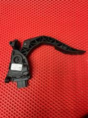 Запчасть педаль газа AUDI A5 2013 ПРОБЕГ 88685 КМ! цвет L8