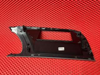Консоль магнитофона A5 2013 ПРОБЕГ 88685 КМ! цвет L8 8TA CDNC