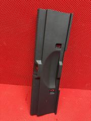 Запчасть накладка замка багажника AUDI Q2 2017