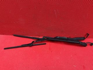 Запчасть поводок стеклоочистителя TOYOTA CROWN 2019 Цвет 202 (черный)