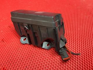 Блок предохранителей под капот Q2 2017 ABA-GACHZ CHZJ