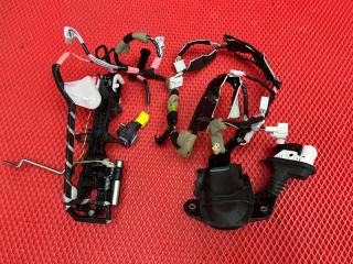 Запчасть проводка двери передняя правая TOYOTA PRIUS PHV 2017