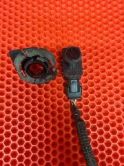 Запчасть датчик парктроника передний TOYOTA PRIUS PHV 2017