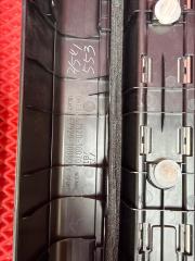 Накладка на порог салона GS300H 2014 Пробег 61384 км. AWL10 2AR-FSE (2500 сс)