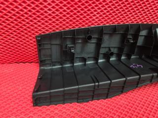 Накладка замка багажника WR-V 2024 ПРОБЕГ 5535 км. DG5 L15D (1490 сс)