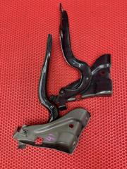Запчасть петля капота MERCEDES-BENZ B180 2012 г. ПРОБЕГ 62850 км.