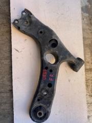 Запчасть рычаг подвески нижний передний правый Lexus CT200h 2011