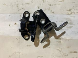 Запчасть петля двери задняя левая Lexus CT200h 2011