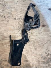 Запчасть крепление инвертора Lexus CT200h 2011