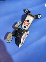 Запчасть петля двери задняя правая Lexus CT200h 2011