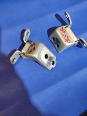 Запчасть петля двери задняя правая Honda Accord 2013