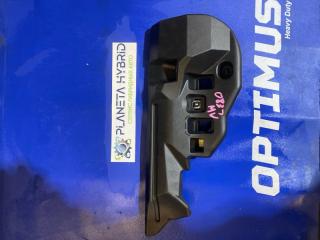 Консоль под рулевой колонкой Lexus CT200h 2011