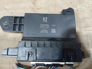 Фото запчасти блок управления Toyota Prius 2019 контрактная запчасть Запчасть блок управления Toyota Prius 2019