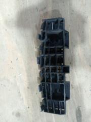 Запчасть крепление бампера Honda Insight 2010