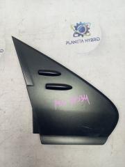 Накладка крыла передняя правая Toyota Prius 2017 ZVW50 2ZRFXE 60117-47020 контрактная