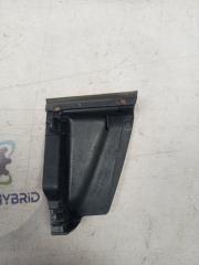 Уголок Жабо решетки дворников правый Prius Alpha 2015 ZVW41 2ZRFXE