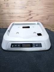 Фото запчасти блок управления климат-контролем Toyota Esquire 2015 контрактная запчасть Запчасть блок управления климат-контролем Toyota Esquire 2015