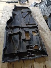 Запчасть защита днища кузова правая Lexus GS450h 2012