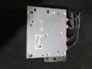 Блок управления Lexus CT200h 2011