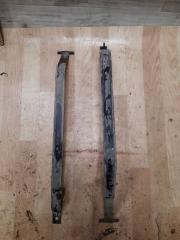 Запчасть крепление топливного бака Mitsubishi Outlander 3 2013