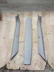 Запчасть накладка двери багажника mazda 6 2003