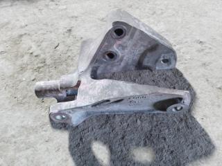 Запчасть кронштейн опоры кпп Chevrolet Captiva