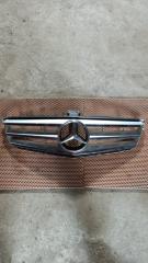 Запчасть решетка радиатора Mercedes-Benz C-Class
