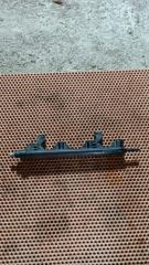 Запчасть топливная рампа Peugeot 308