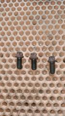 Болты Peugeot 308