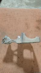 Кронштейн Passat B6 BVY