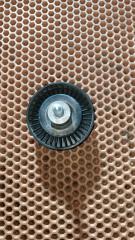 Ролик обводной навесного оборудования A6 C7 CHV