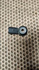 Запчасть датчик детонации Volkswagen Passat