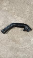 Запчасть патрубок воздушного фильтра Volkswagen Passat