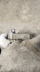 Кронштейн Passat B6 BSE