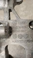 Кронштейн Passat B6 BSE